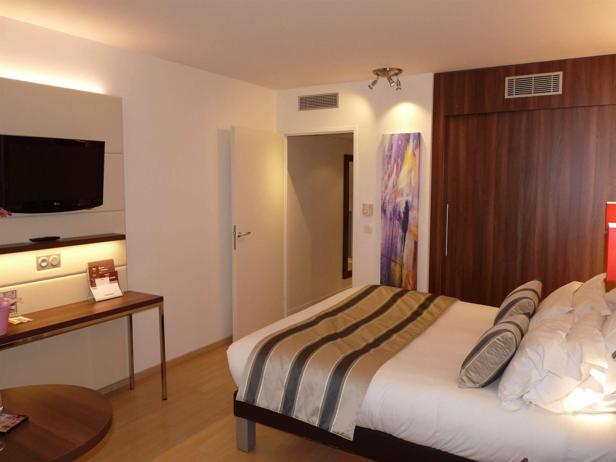 Residhome Paris-Massy Massy  Zewnętrze zdjęcie